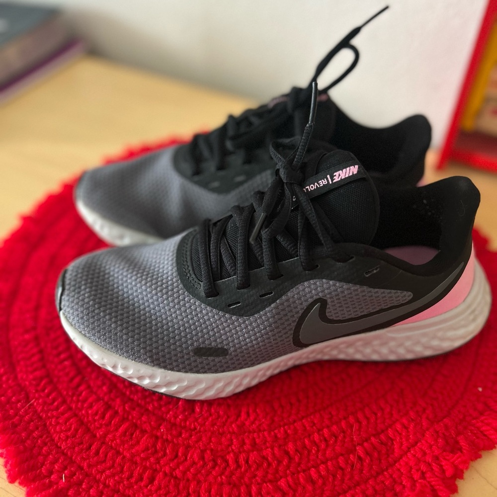 Nike Black and Gray Sneakers with Pink Highlights